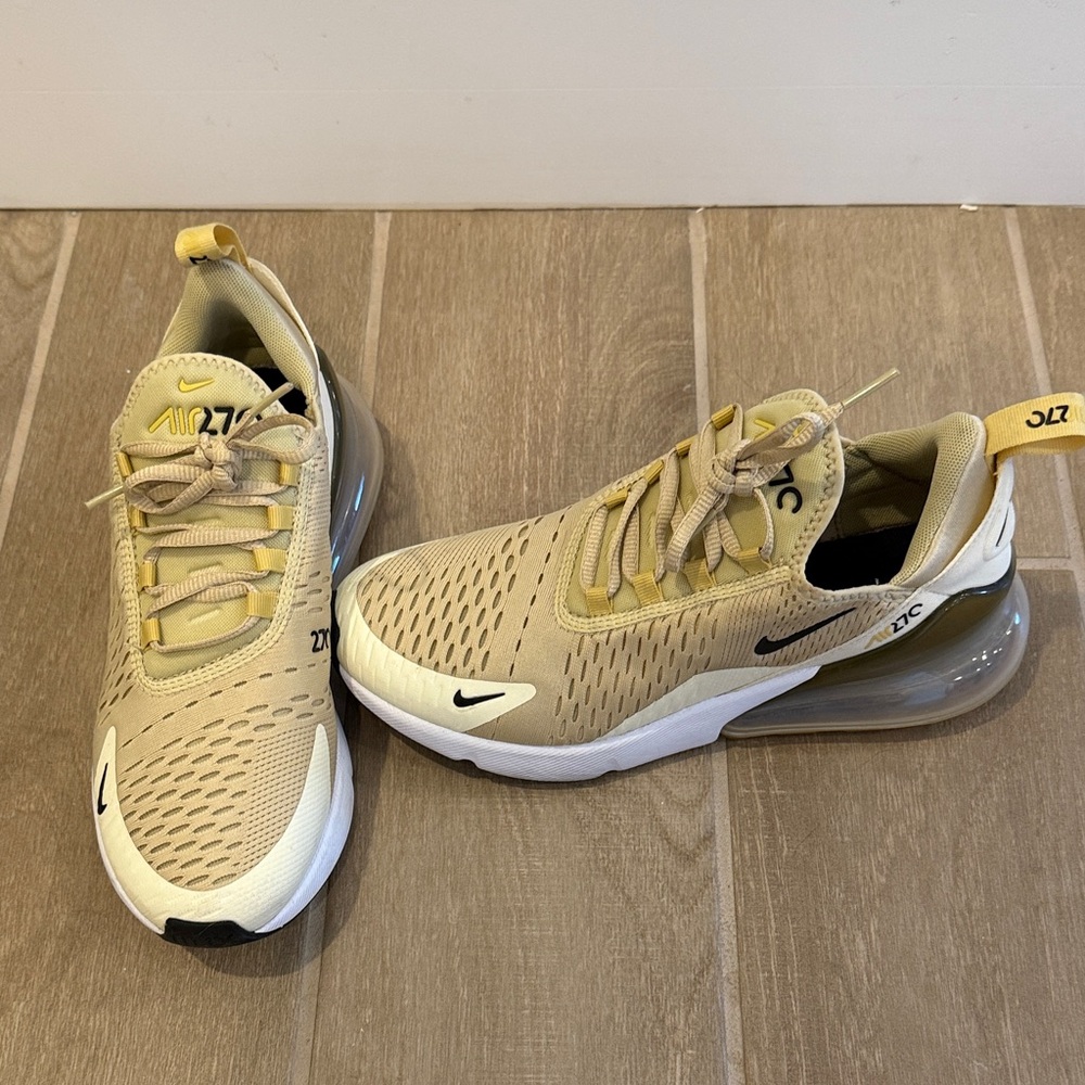 Nike Beige and Yellow Air Max 270 Sneakers